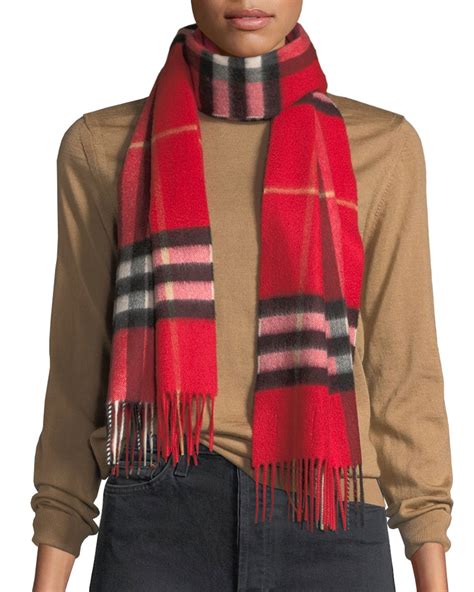 burberry cashmere classic plaid scarf|burberry scarf 50 cashmere wool.